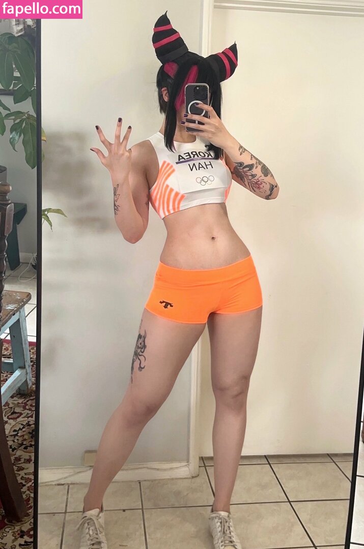 Caytie Cosplay