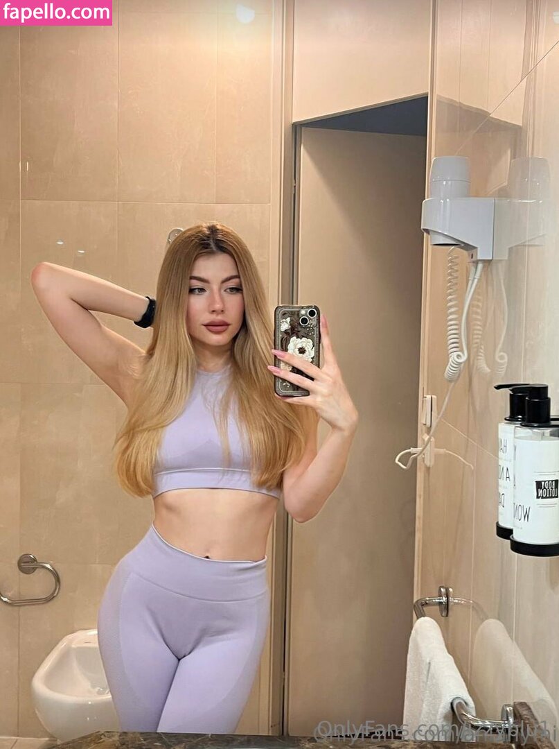 izzyblu1